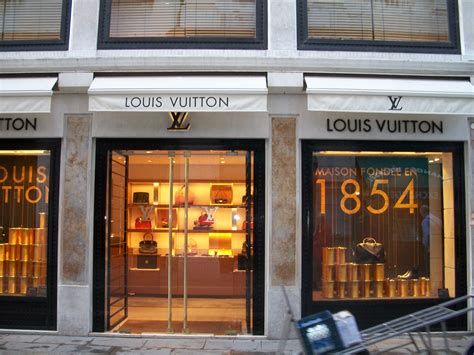 louis vuitton venezia stores